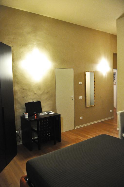 B&B Al Canto Del Cavour Pistoia Ruang foto