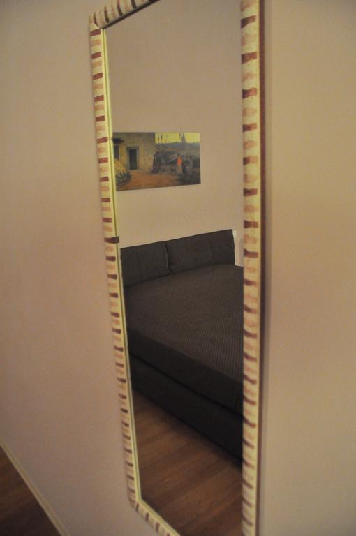 B&B Al Canto Del Cavour Pistoia Ruang foto