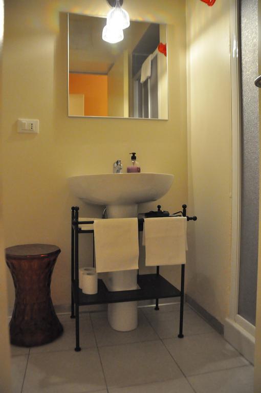 B&B Al Canto Del Cavour Pistoia Bagian luar foto
